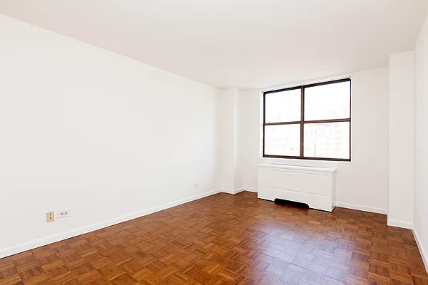 Rented by Mirador Real Estate | media 18