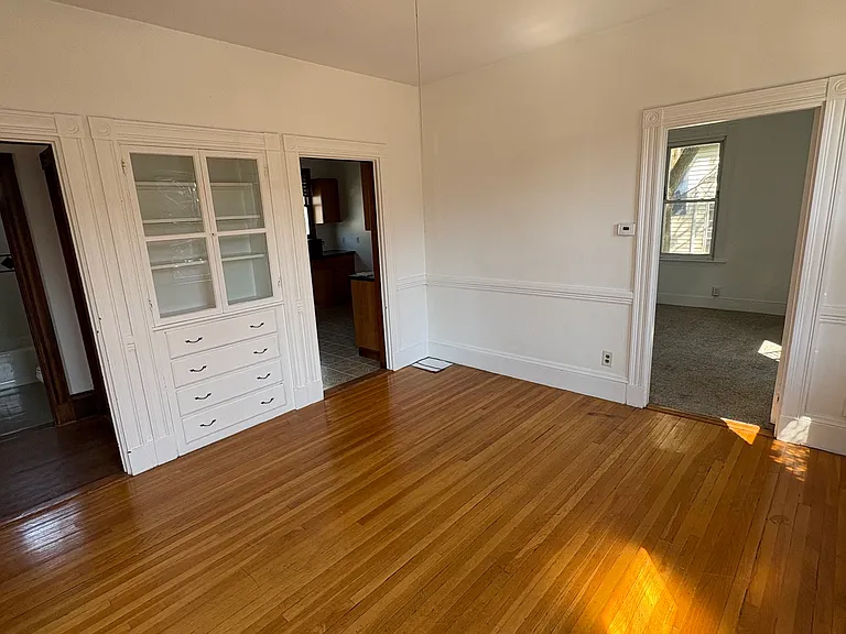 32 Etna St #2 — Photo 2