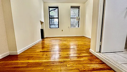 Rented by HOLTON REAL ESTATE INC.