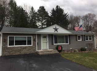 215 Inwood Dr, Syracuse, NY 13219