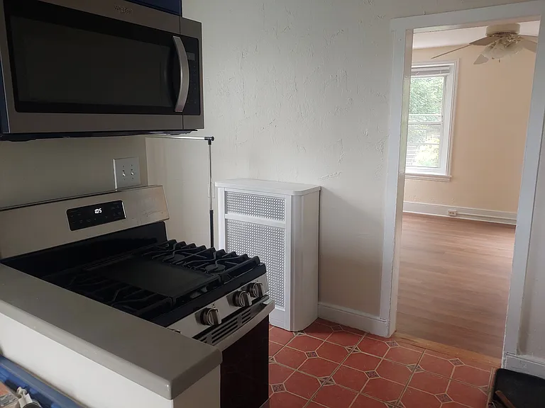 11 Jefferson St #2 — Photo 9