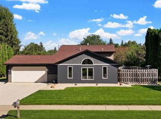 1800 Pennsylvania Ave, Sun Prairie, WI 53590