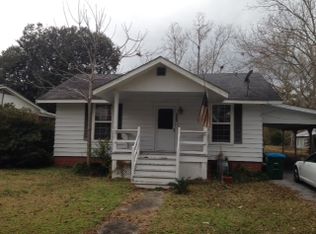 5213 Weems St, Moss Point, MS 39563