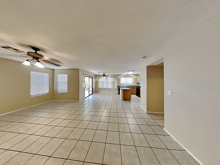 2256 E Hazeltine Way — Photo 5