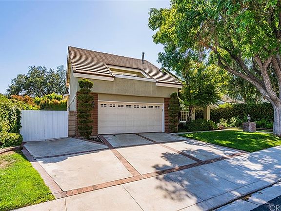 3rd image of 853 Sorrelwood Ct