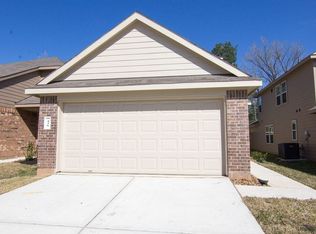 436 Upper Creek Dr, Willis, TX 77378