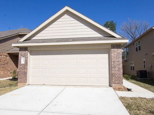 436 Upper Creek Dr, Willis, TX 77378