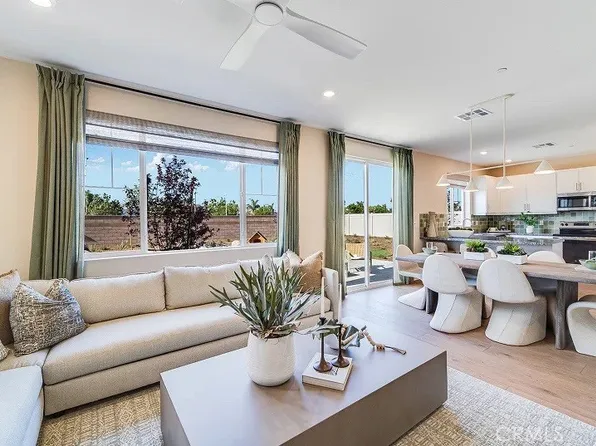 27267 Sitar Cir, Menifee, CA 92586