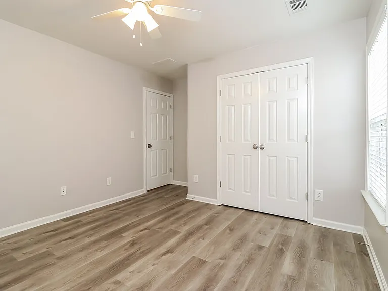 6285 Whirlaway Dr — Photo 13