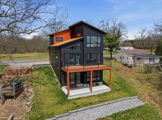 1153 E North Lake St, Hancock, WI 54943