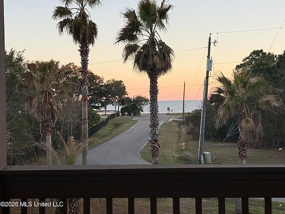 5th image of 129 Marcie Dr