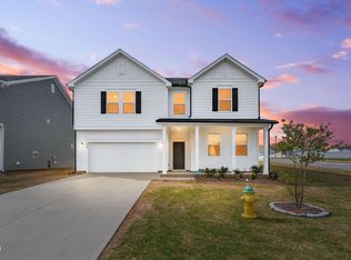 260 Chestnut Oak Ln, Lillington, NC 27546