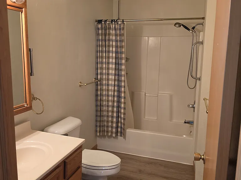 107 Kendall St — Photo 6