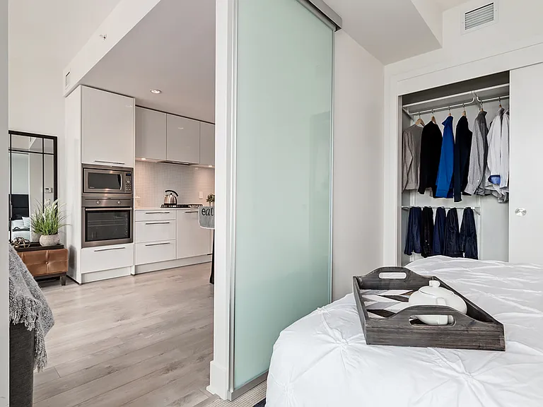 901 10th Ave SW #1707 — Photo 14