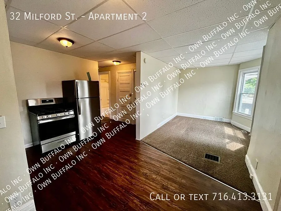 Building Photo - 32 Milford St #2