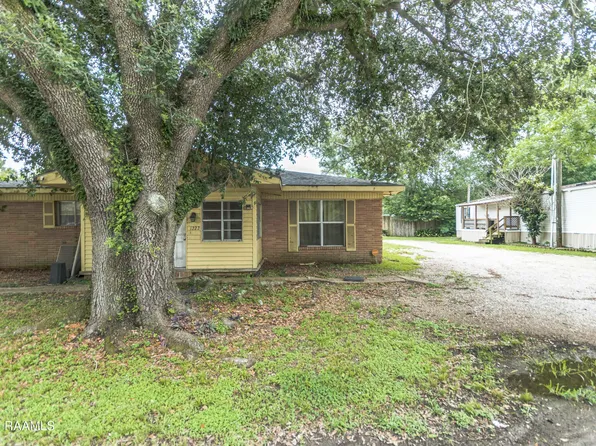 1222 Saint Mary St, Scott, LA 70583