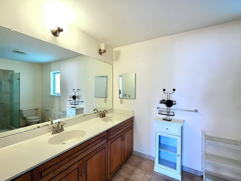 621 N 10th St #1 — Photo 29