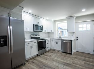 9359 Forest Ct SW #B, Seattle, WA 98136