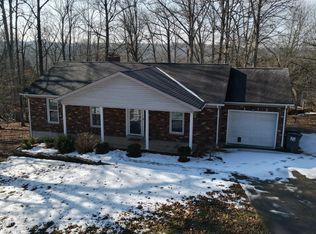 3017 Doe Valley Pkwy E, Brandenburg, KY 40108