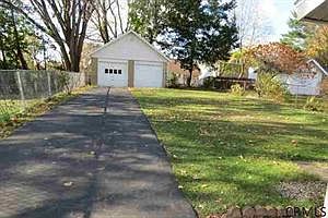 2nd image of 91 Pinewood Ave