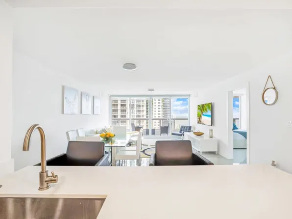 1717 N Bayshore Dr, Miami, FL