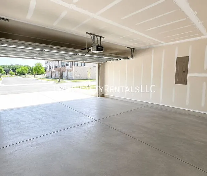 9802 Oaklawn Blvd NW #1 — Photo 42