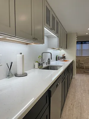 Rented by Compass | media 32