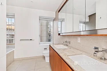 Rented by (Legacy) Elegran