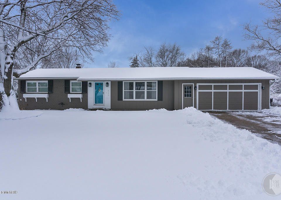 1st image of 562 Wedgewood Dr
