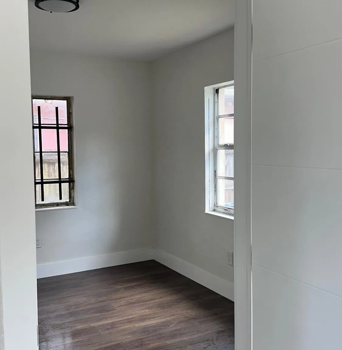 2 bed, 1.0 bath, 900 sqft, $2,100 — Photo 4