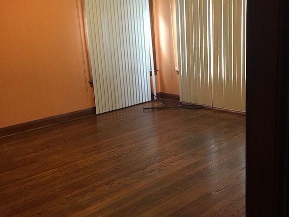 3rd image of 7153 S Campbell Ave #1