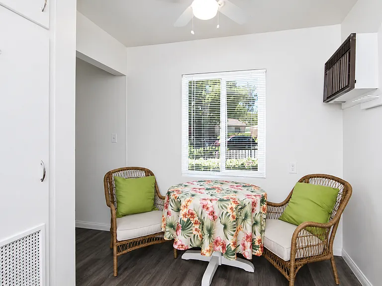 7908 La Mesa Blvd — Photo 3