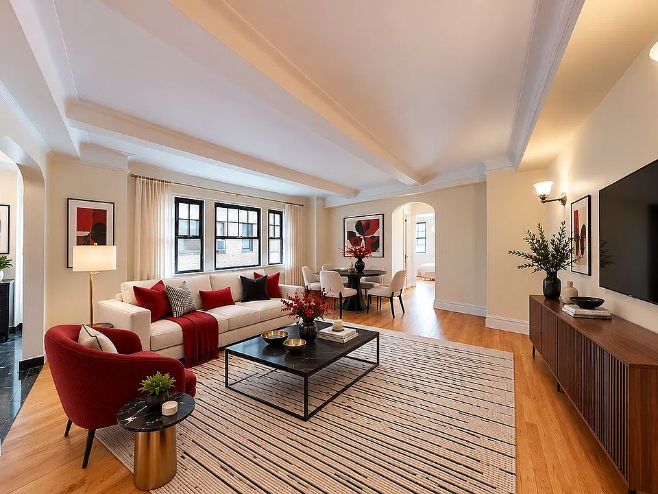 1st image of 95 Christopher St APT 2L