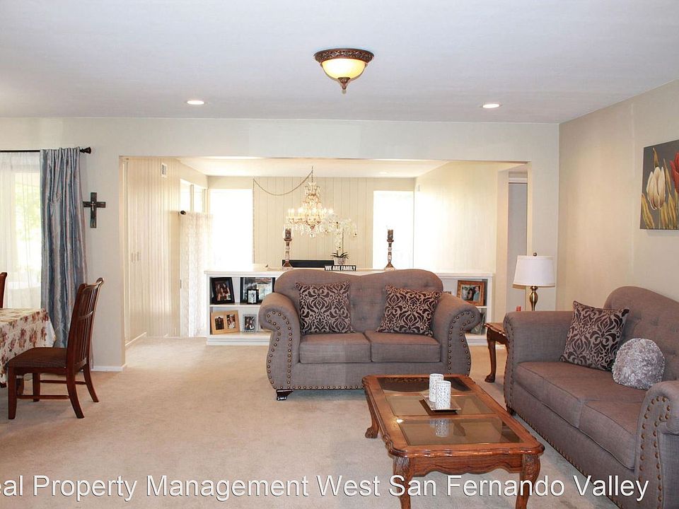 1st image of 22133 Avenue Morelos