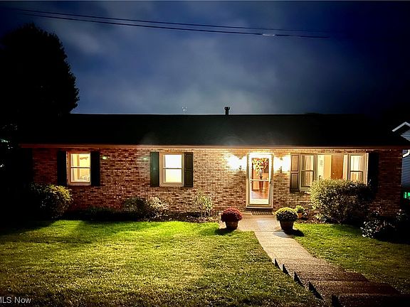2nd image of 119 Hanson Dr