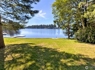 1131 Timberlake Dr E, Shelton, WA 98584