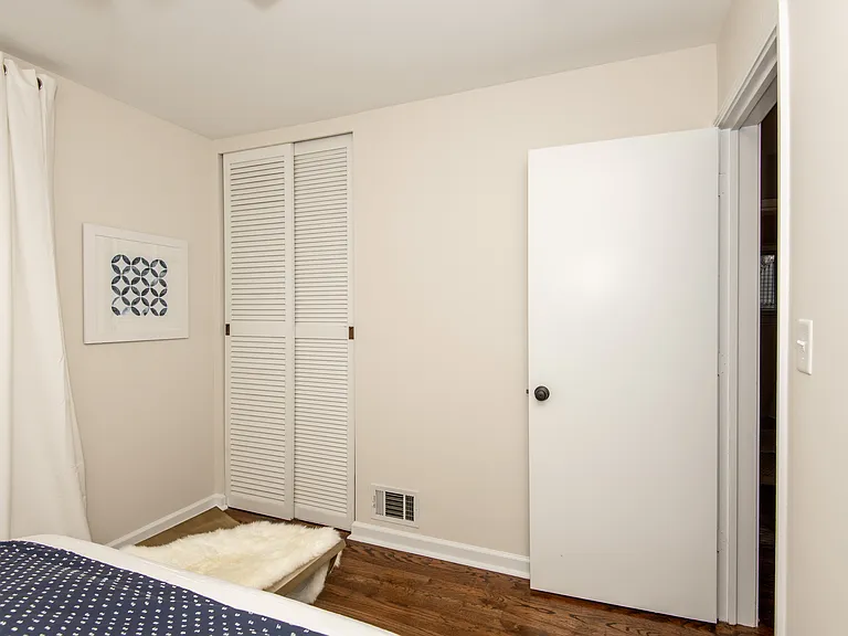 7809 Greenbriar Ln — Photo 24