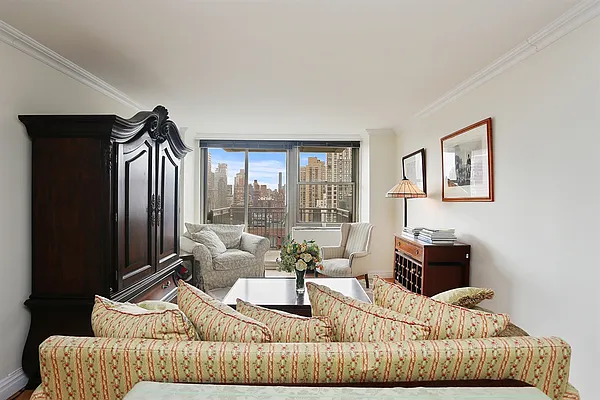 Rented by Corcoran | media 13