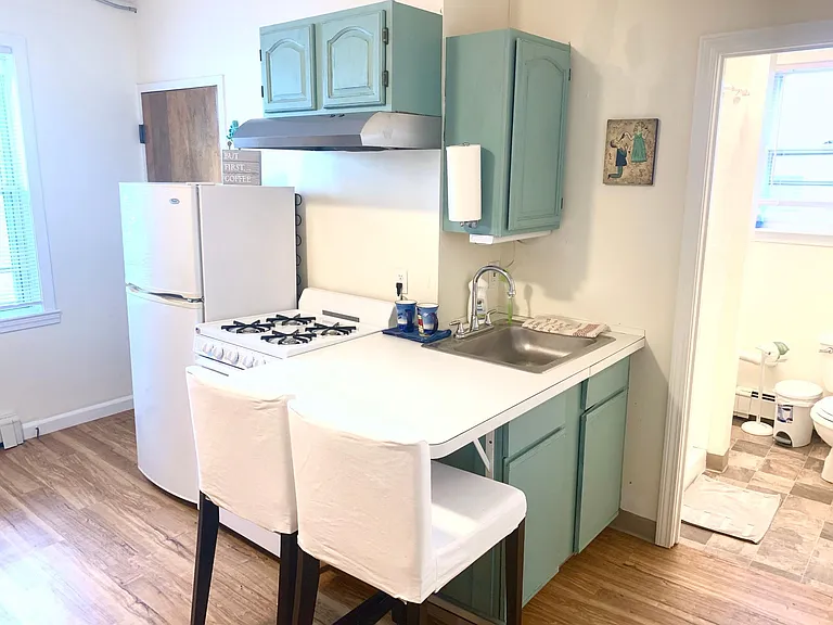 57 Preston St #1L — Photo 33