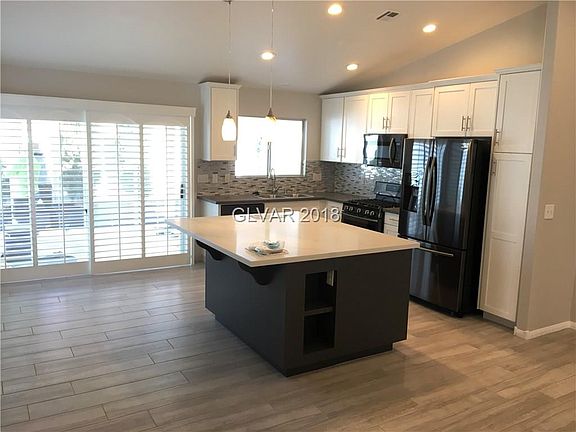 5th image of 3770 Paria Canyon St