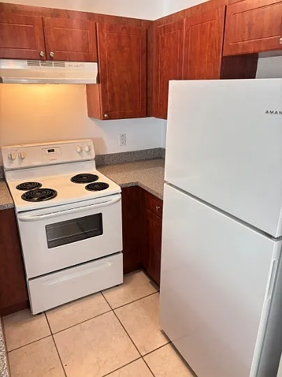 Palm West Apartment Holdings, LLC — Photo 11