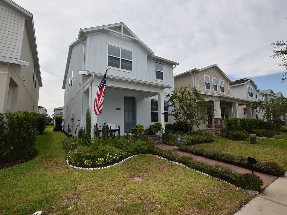 2488 Cedar Rose St