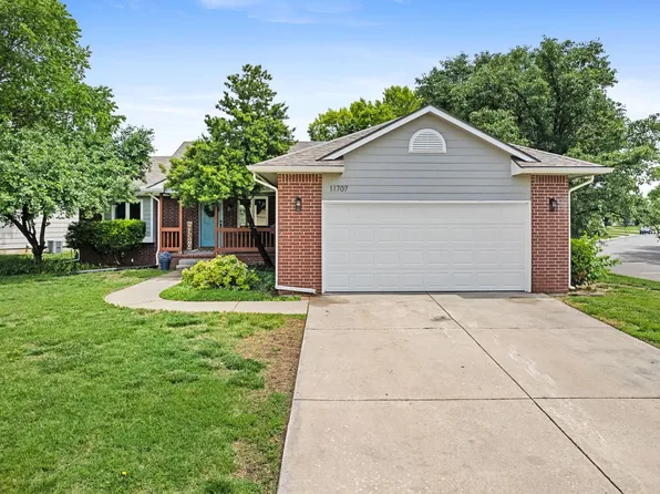 11707 W Carr Cir, Wichita, KS 67209