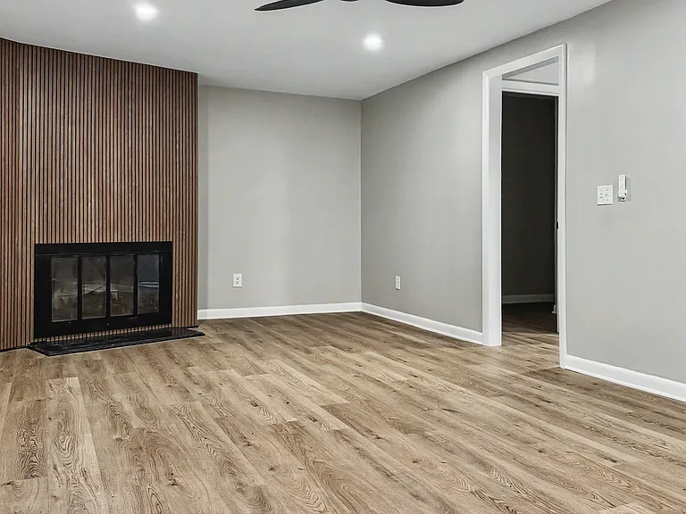 274 Mariners Cir — Photo 31