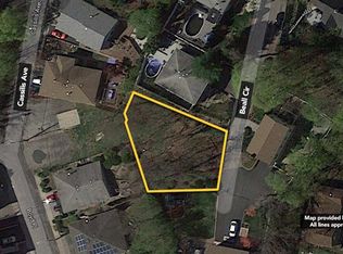 17 Bealle Cir, Yonkers, NY 10708