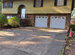 2 Elkhart Ct, Little Rock, AR 72204