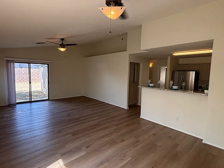 15932 W Lundberg St — Photo 5