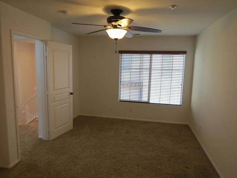 641 Hatfield Dr — Photo 5