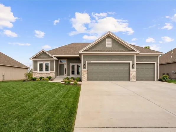 6930 NE 102nd St, Kansas City, MO 64156