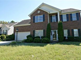 2816 Patten Hill Dr, Matthews, NC 28105